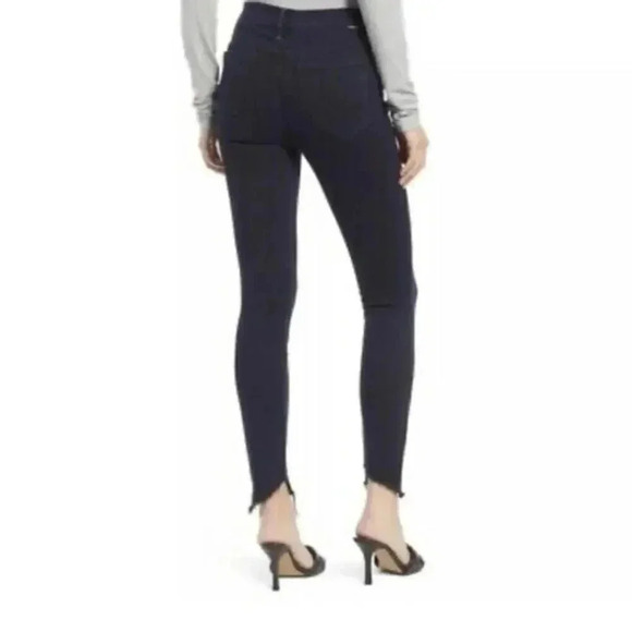 MOTHER The Stunner Zip Two Step Fray Jean in Holding Hands B1561 - Picture 2 of 7